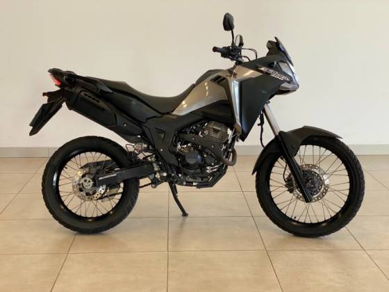HONDA XRE 300 SAHARA 